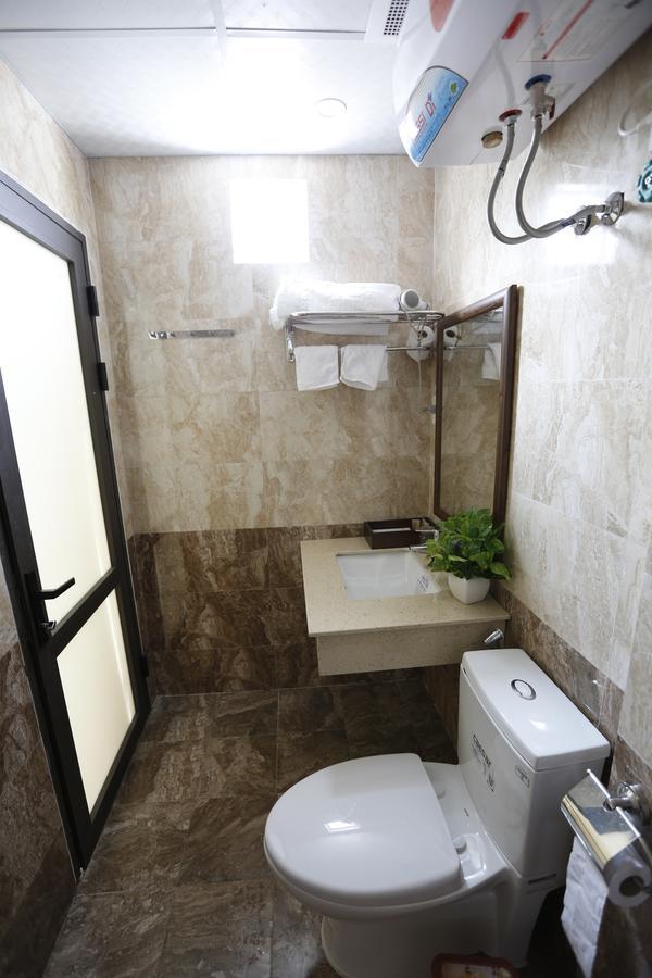 Hoang Ngoc Hotel Dong Van  Exterior foto